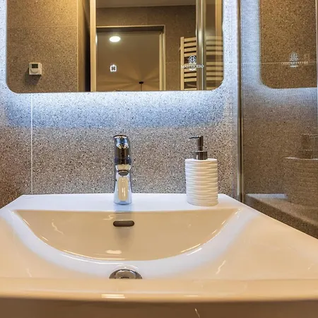 Cuprum Poilsis * Παλάγκα